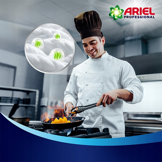 Ariel Professional Płyn do prania Regular 111 prań 4,995 l